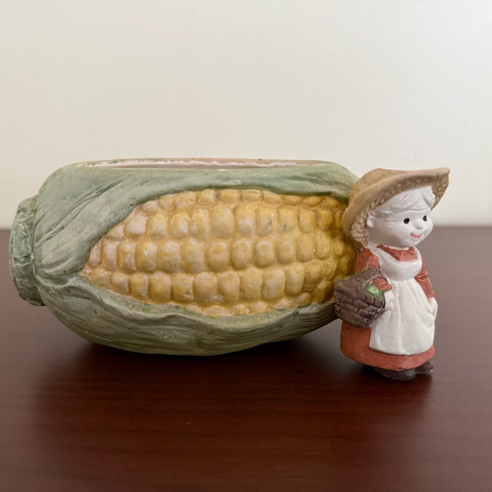 Vintage 1975 Enesco Corn On the Cob With Happy Woman Farmer Planter